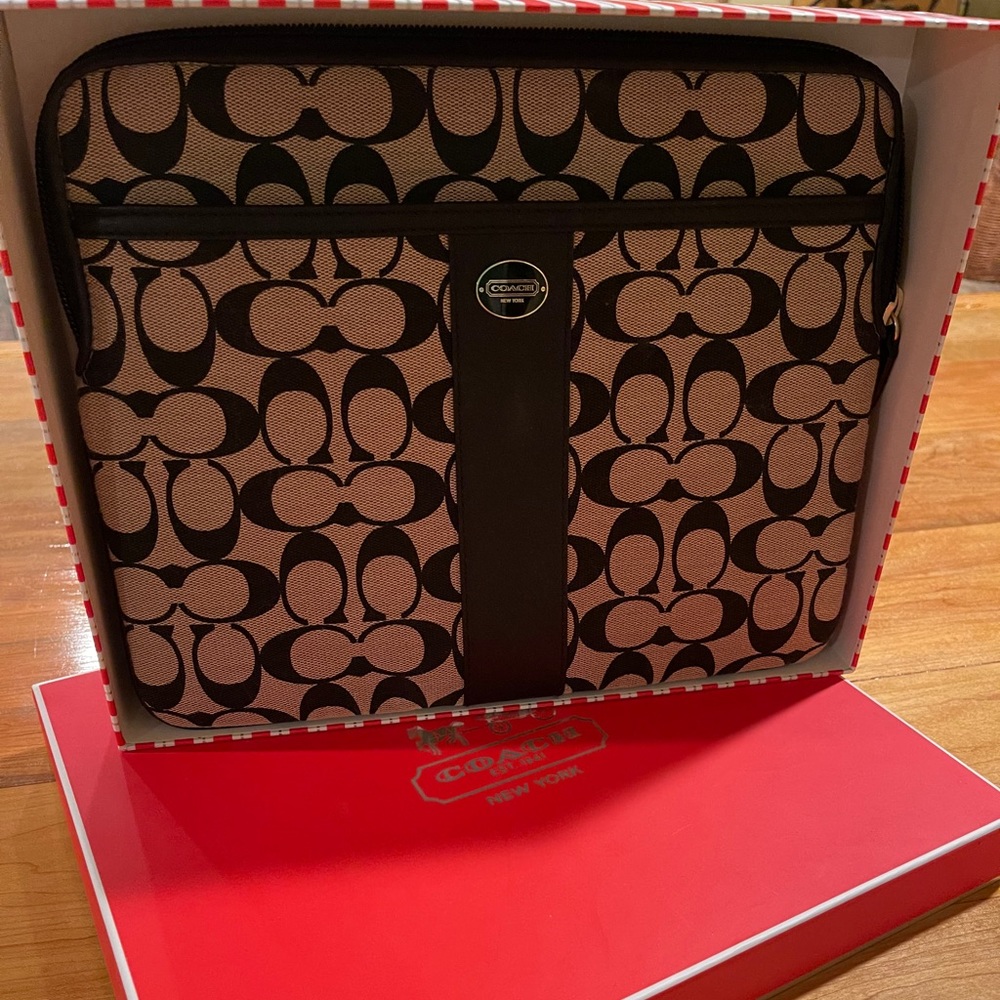 IPad/Tablet Case